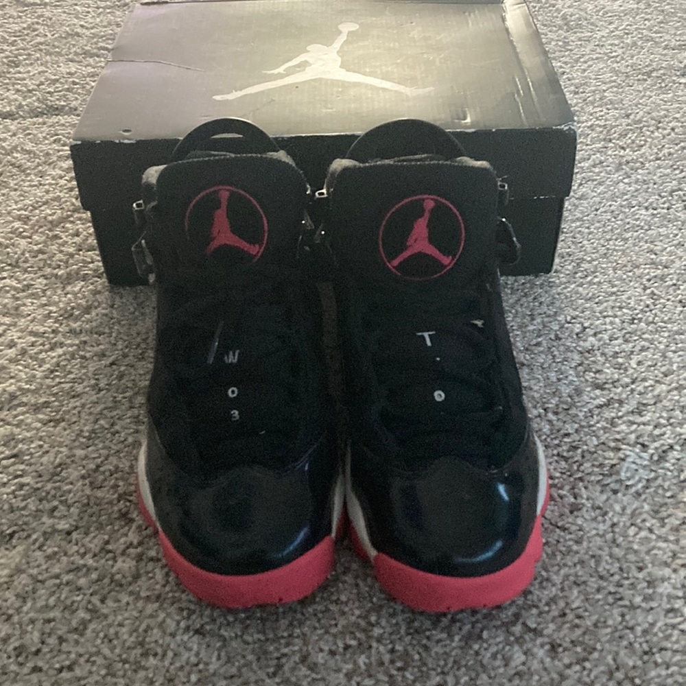 Retro Jordan six  youth- 4.5